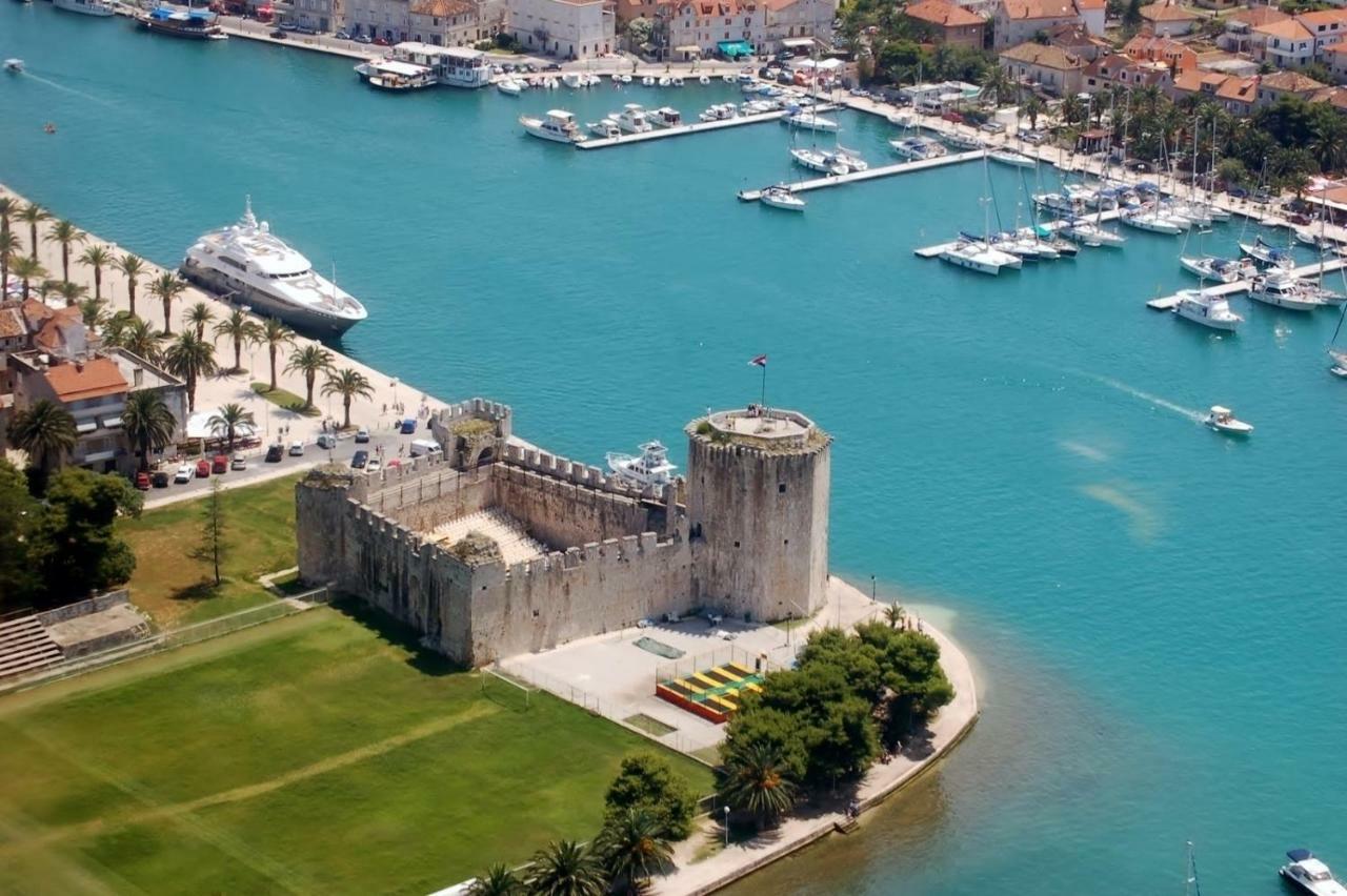 Apartment Ferias Trogir Ngoại thất bức ảnh
