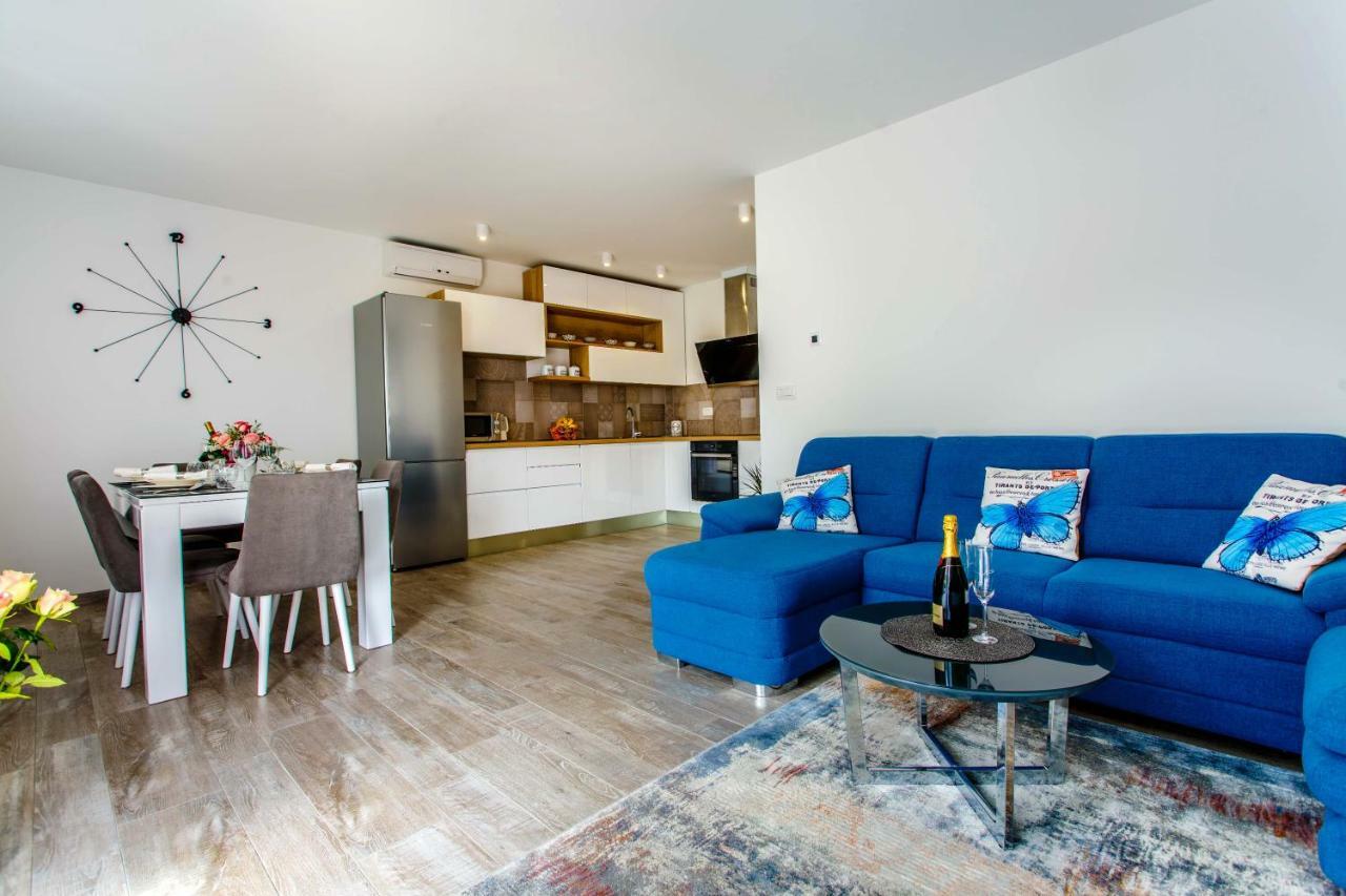Apartment Ferias Trogir Ngoại thất bức ảnh