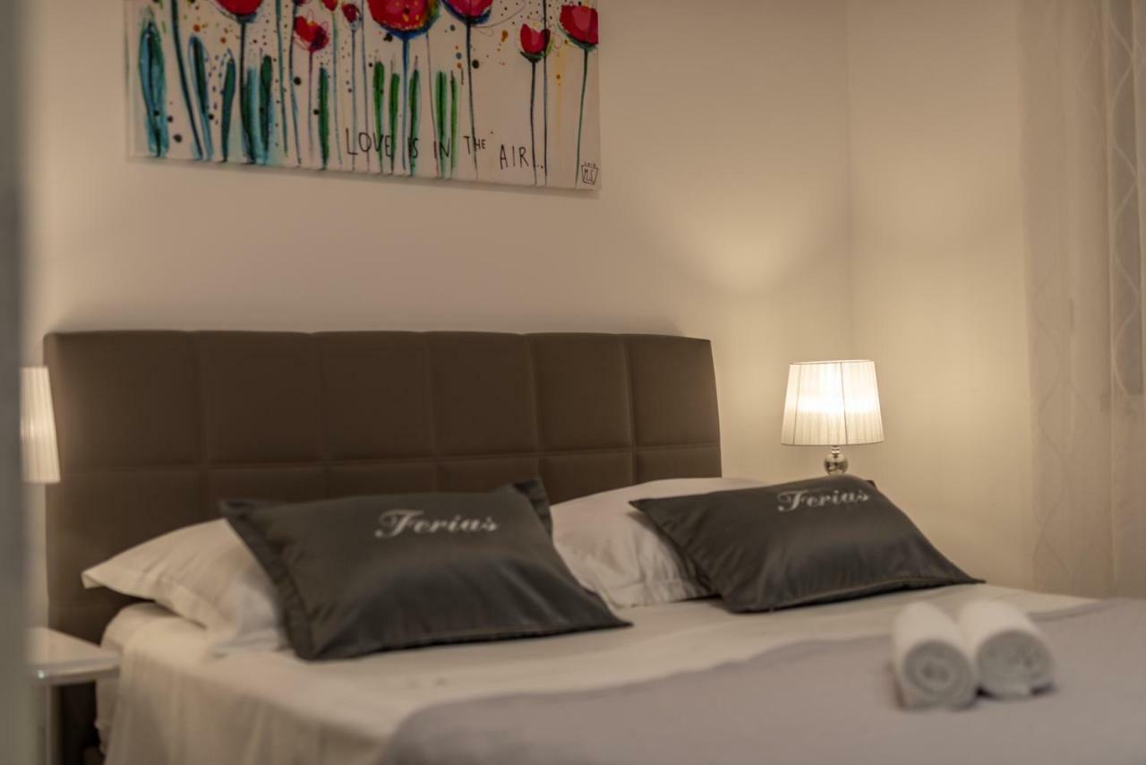 Apartment Ferias Trogir Ngoại thất bức ảnh